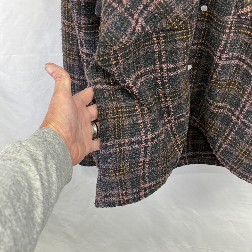 Summit UK Flannel Heavy Jacket Plaid Snap Button Up Chest Hip Pockets Medium - Picture 4 of 11